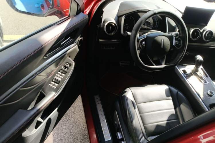 Used Wey VV5 2017 2.0T Ultra-Luxury Version Driver Seat