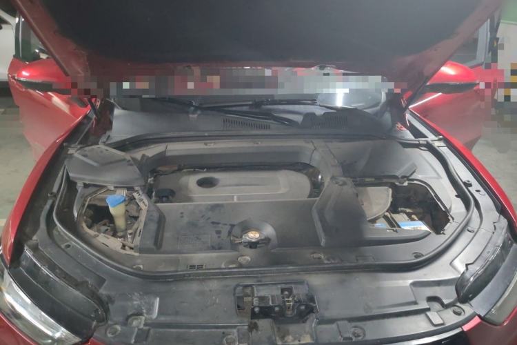 Used Wey VV5 2017 2.0T Flagship Edition Engine Bay