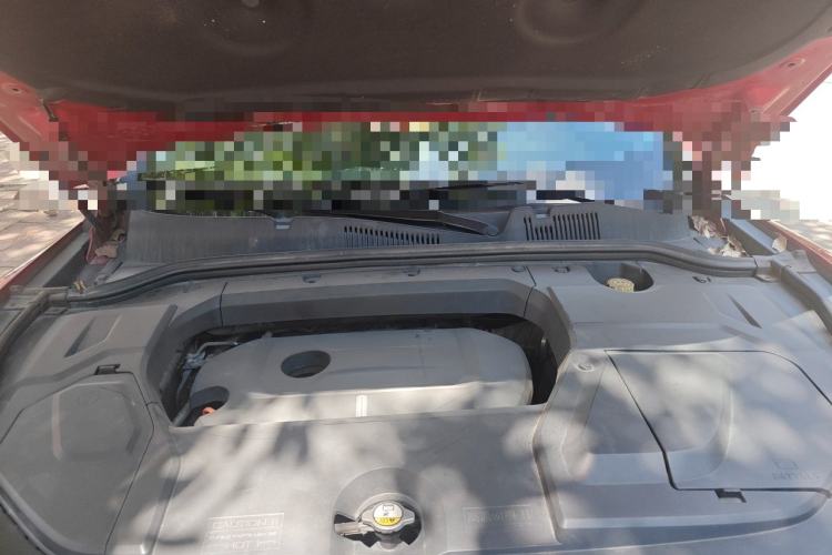 Used Wey VV5 2017 2.0T Flagship Edition Engine Bay