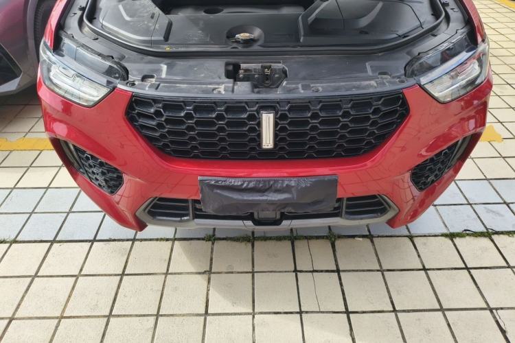 Used Wey VV5 2017 2.0T Flagship Edition Engine Bay