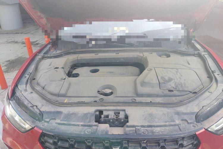 Used Wey VV5 2017 2.0T Flagship Edition Engine Bay