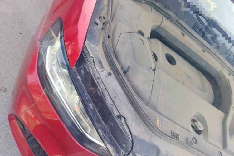 Used Wey VV5 2017 2.0T Flagship Edition Engine Bay Right