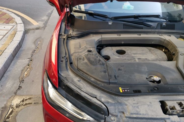 Used Wey VV5 2017 2.0T Ultra-Luxury Version Engine Bay Right