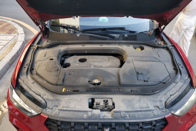Used Wey VV5 2017 2.0T Ultra-Luxury Version Engine Bay