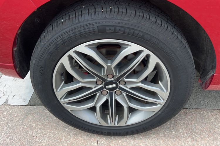 Used Wey VV5 2017 2.0T Ultra-Luxury Version Exterior 4