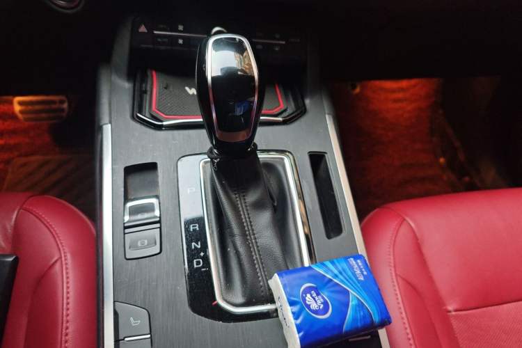 Used Wey VV5 2017 2.0T Flagship Edition Gear Lever