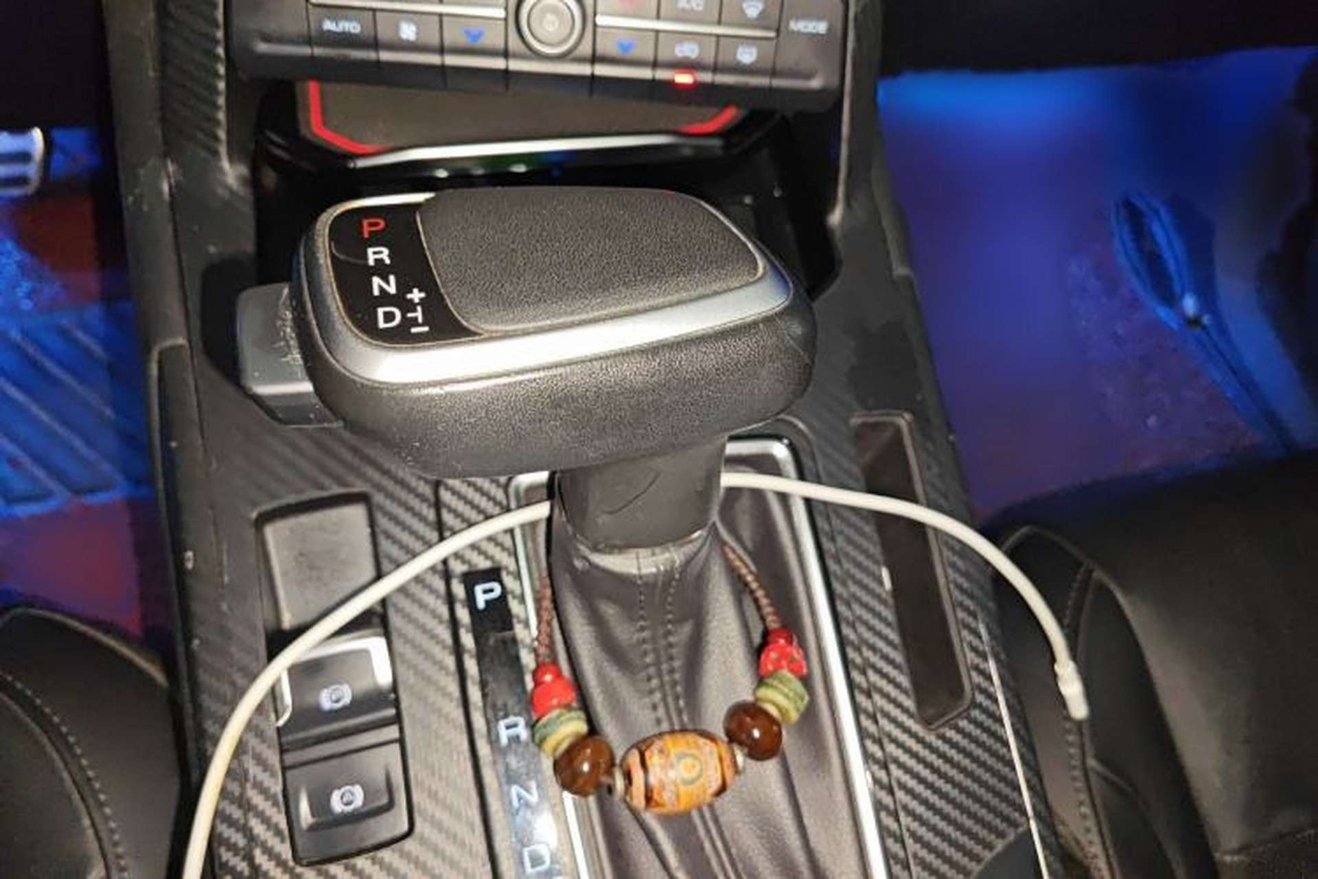 Used Wey VV5 2017 2.0T Flagship Edition Gear Lever