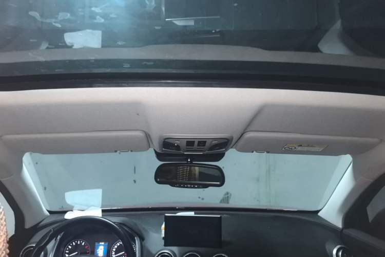 Used Wey VV5 2017 2.0T Ultra-Luxury Version Headliner
