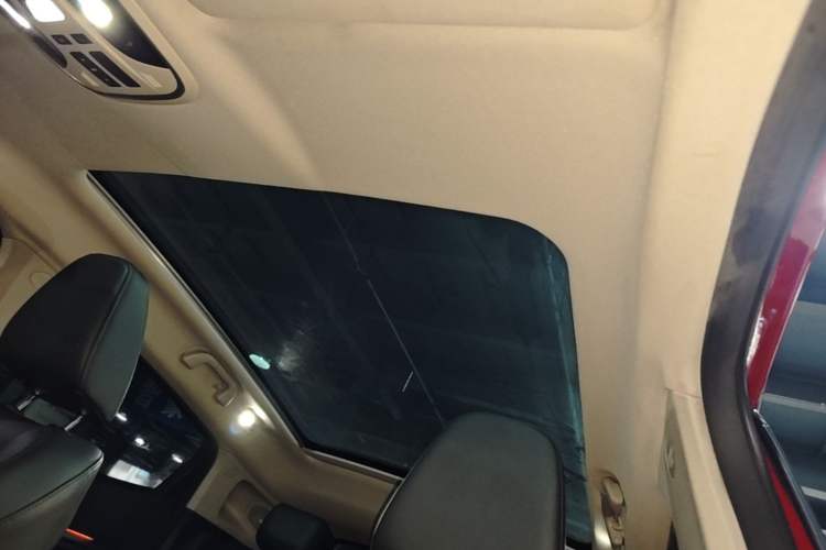 Used Wey VV5 2017 2.0T Flagship Edition Headliner