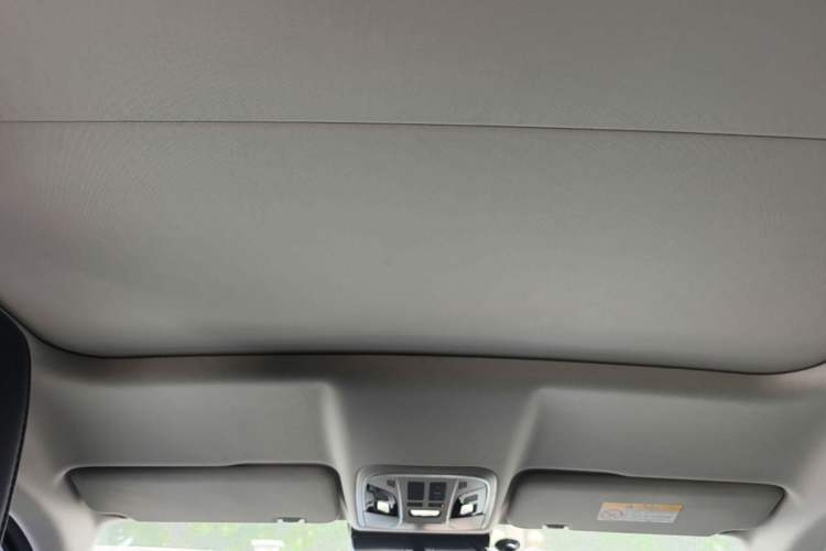 Used Wey VV5 2017 2.0T Flagship Edition Headliner