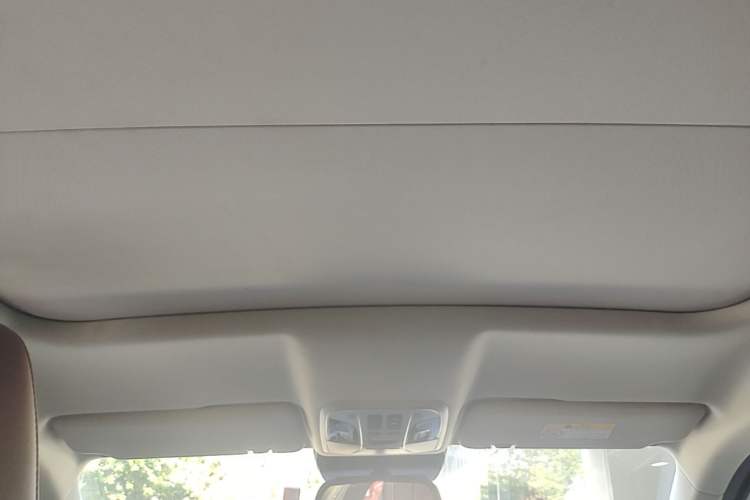 Used Wey VV5 2017 2.0T Flagship Edition Headliner