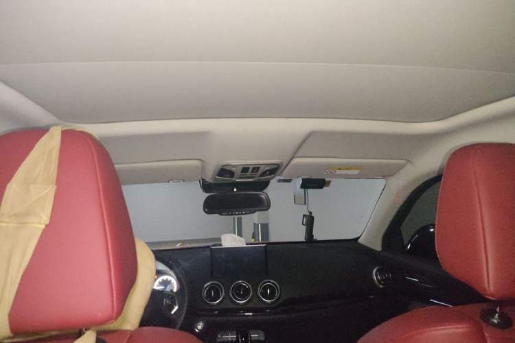 Used Wey VV5 2017 2.0T Flagship Edition Headliner