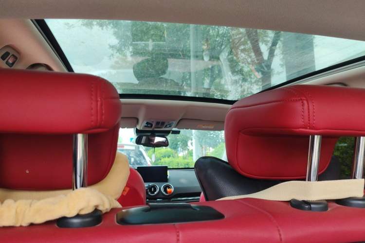 Used Wey VV5 2017 2.0T Flagship Edition Headliner