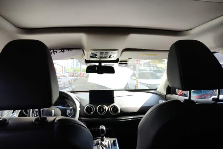 Used Wey VV5 2017 2.0T Ultra-Luxury Version Headliner