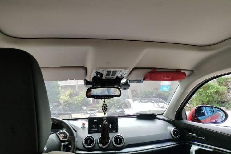 Used Wey VV5 2017 2.0T Flagship Edition Headliner
