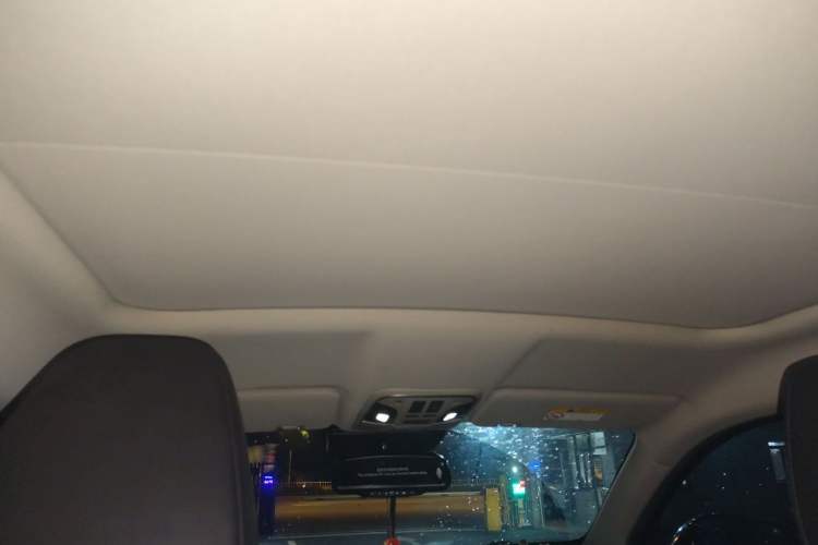Used Wey VV5 2017 2.0T Ultra-Luxury Version Headliner