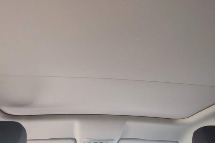 Used Wey VV5 2017 2.0T Ultra-Luxury Version Headliner