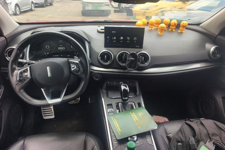 Used Wey VV5 2017 2.0T Flagship Edition Interior 2