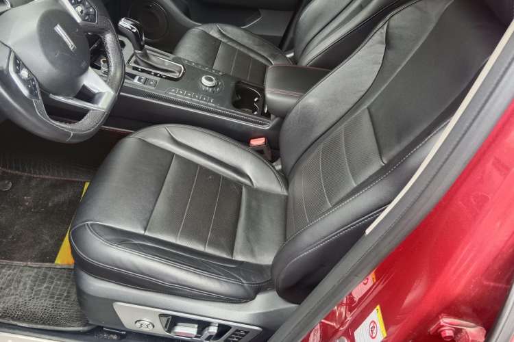 Used Wey VV5 2017 2.0T Flagship Edition Interior 3