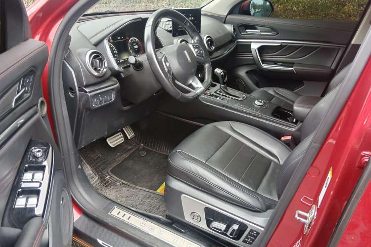Used Wey VV5 2017 2.0T Flagship Edition Interior 4