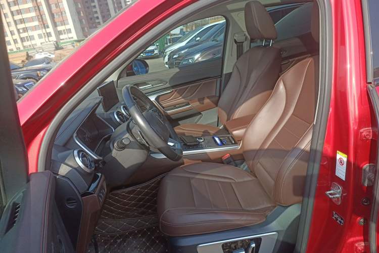 Used Wey VV5 2017 2.0T Ultra-Luxury Version Left Front Seat