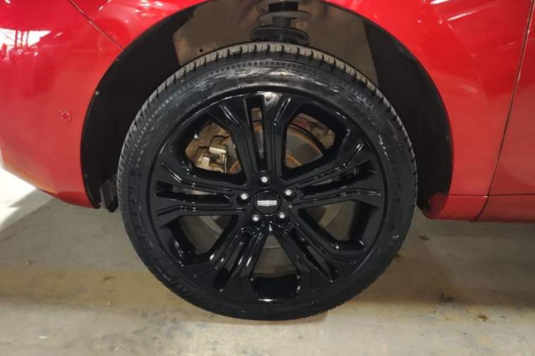 Used Wey VV5 2017 2.0T Flagship Edition Left Front Wheel Hub