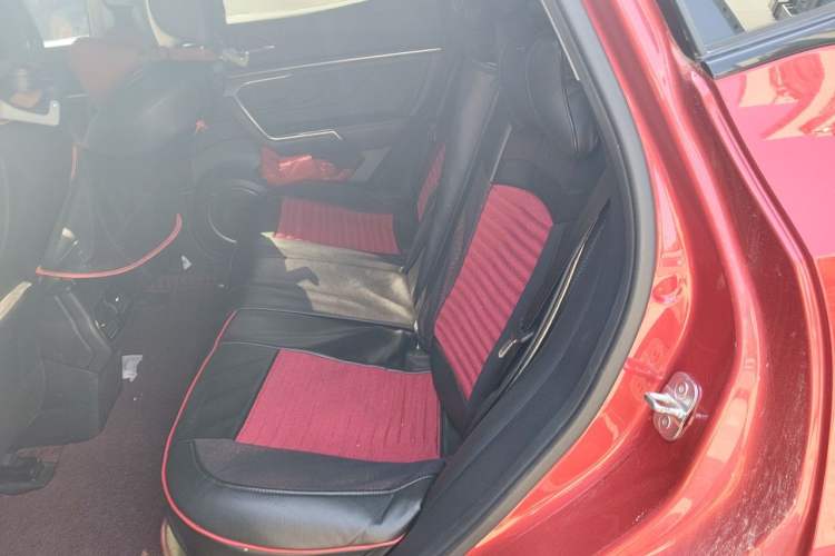 Used Wey VV5 2017 2.0T Ultra-Luxury Version Left Rear Seat