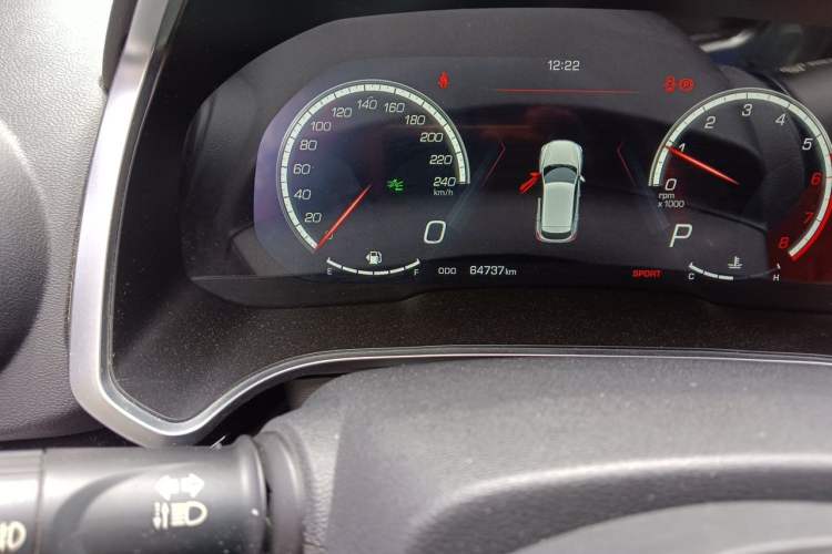 Used Wey VV5 2017 2.0T Flagship Edition Odometer Close Up