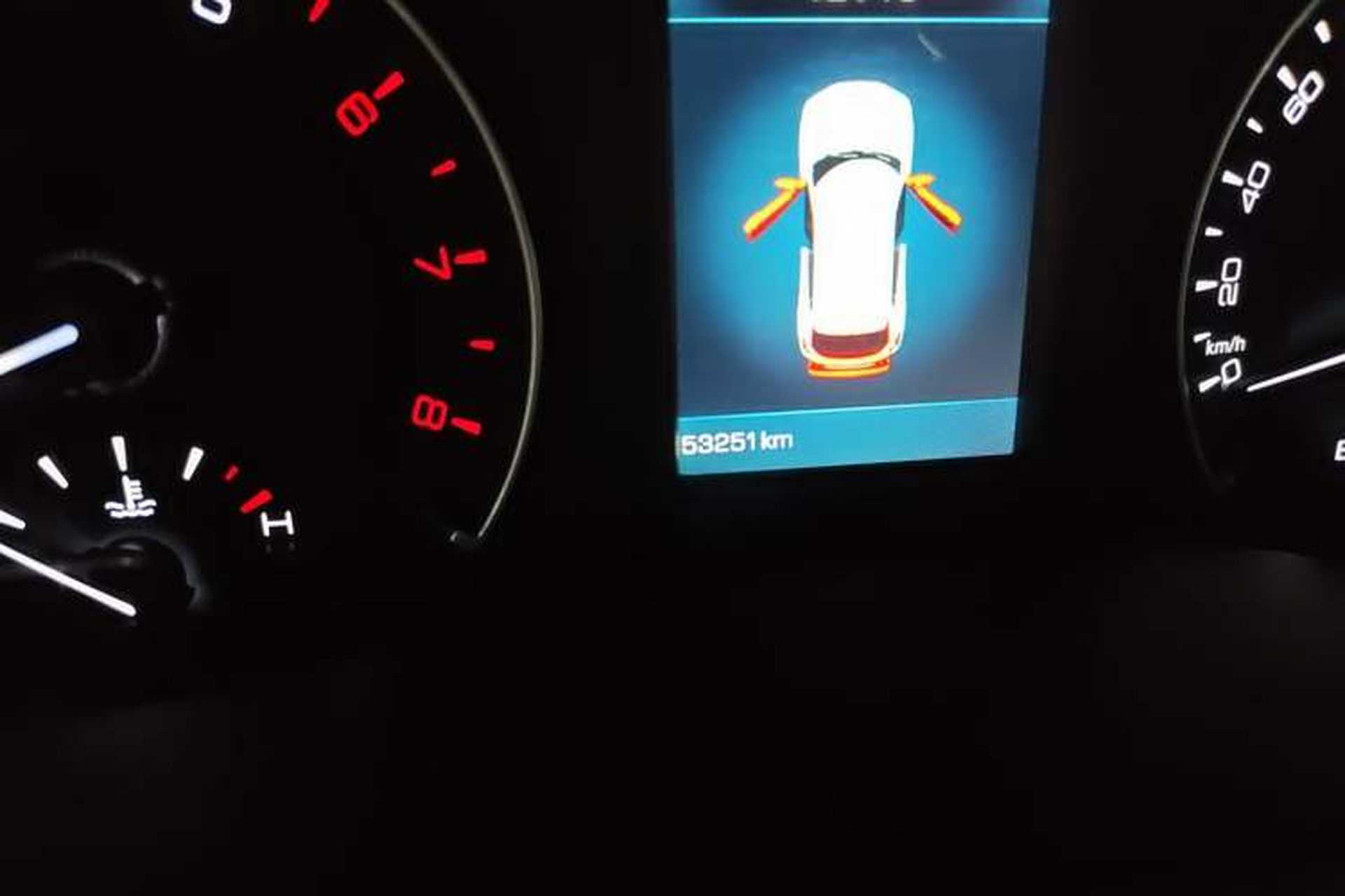 Used Wey VV5 2017 2.0T Ultra-Luxury Version Odometer Close Up