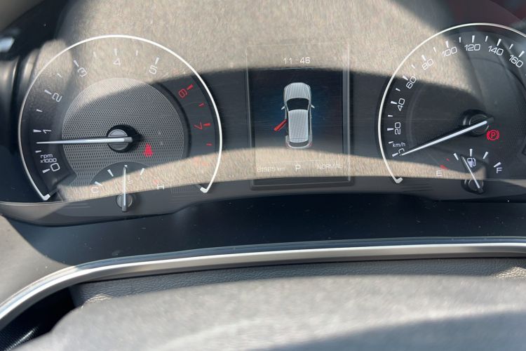 Used Wey VV5 2017 2.0T Ultra-Luxury Version Odometer Close Up