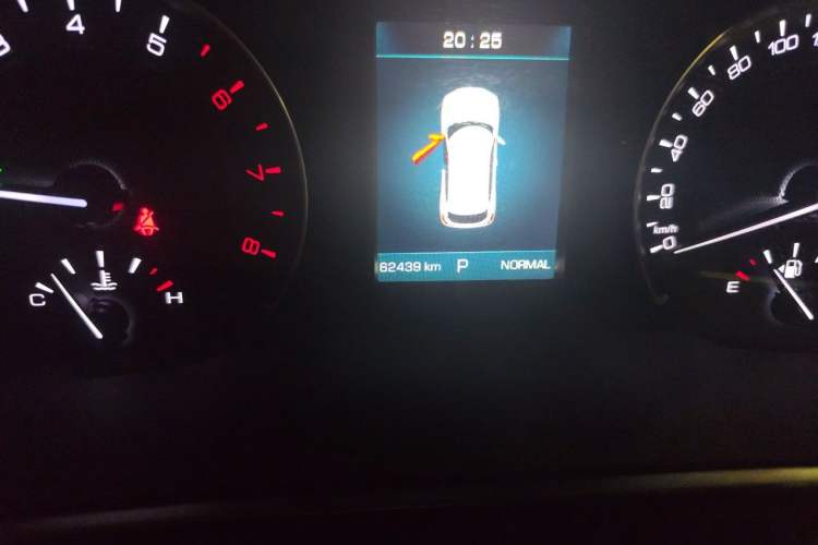 Used Wey VV5 2017 2.0T Ultra-Luxury Version Odometer Close Up