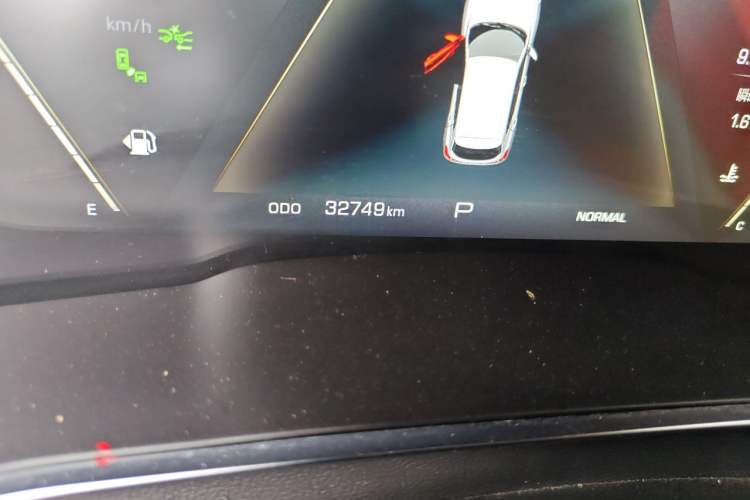 Used Wey VV5 2017 2.0T Flagship Edition Odometer Close Up