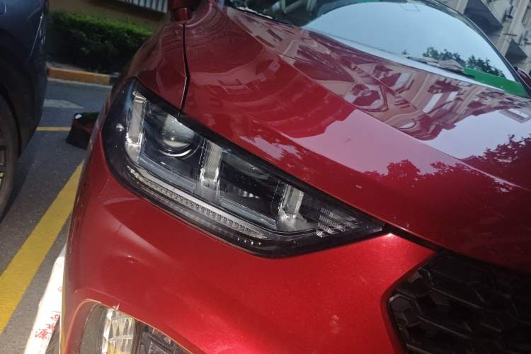 Used Wey VV5 2017 2.0T Flagship Edition Right Front Headlight