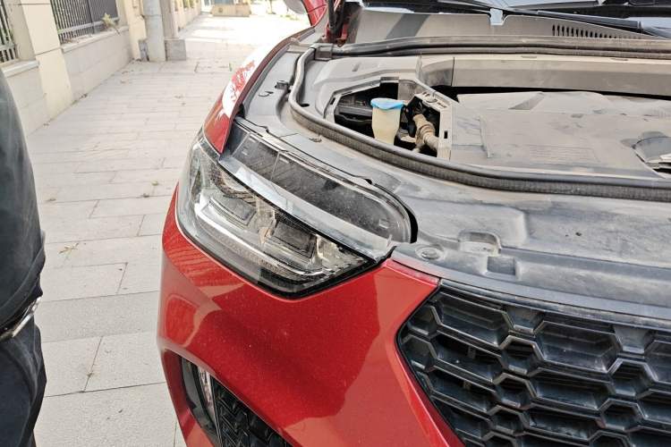 Used Wey VV5 2017 2.0T Flagship Edition Right Front Headlight