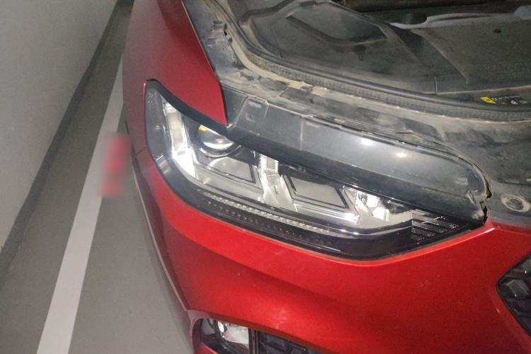 Used Wey VV5 2017 2.0T Flagship Edition Right Front Headlight