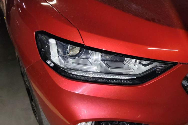 Used Wey VV5 2017 2.0T Flagship Edition Right Front Headlight