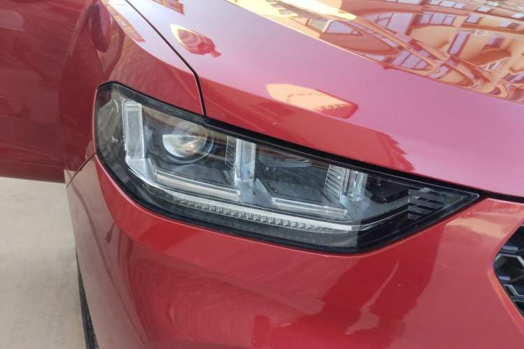 Used Wey VV5 2017 2.0T Ultra-Luxury Version Right Front Headlight