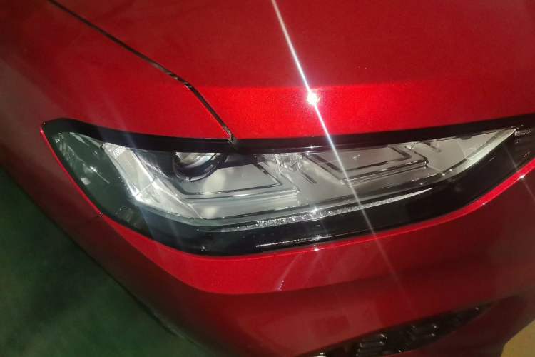 Used Wey VV5 2017 2.0T Ultra-Luxury Version Right Front Headlight
