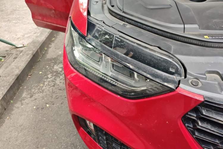 Used Wey VV5 2017 2.0T Flagship Edition Right Front Headlight