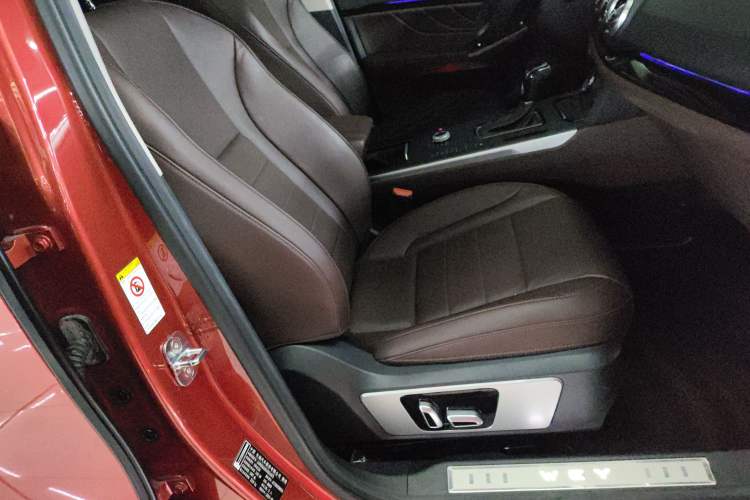 Used Wey VV5 2017 2.0T Ultra-Luxury Version Right Front Seat