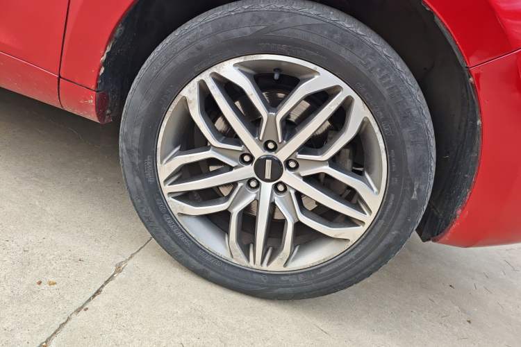 Used Wey VV5 2017 2.0T Ultra-Luxury Version Right Front Wheel Hub