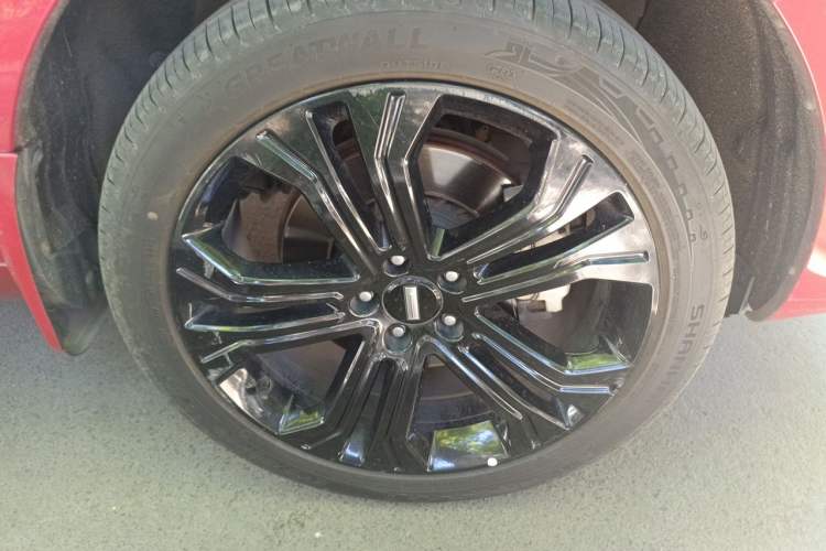 Used Wey VV5 2017 2.0T Flagship Edition Right Front Wheel Hub