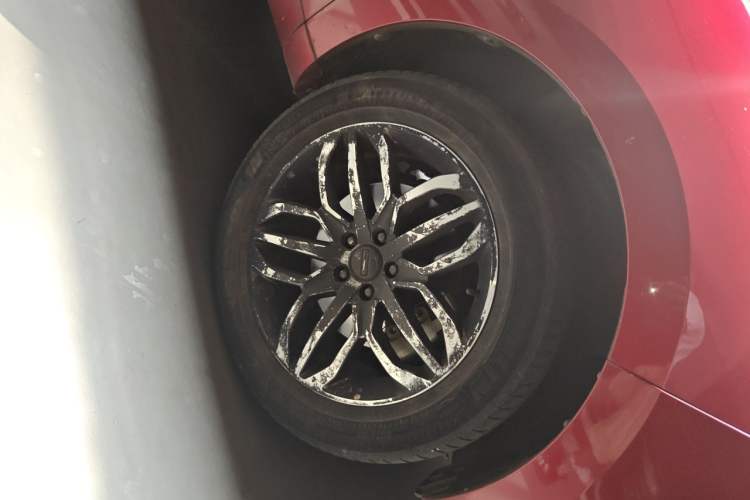 Used Wey VV5 2017 2.0T Ultra-Luxury Version Right Front Wheel Hub