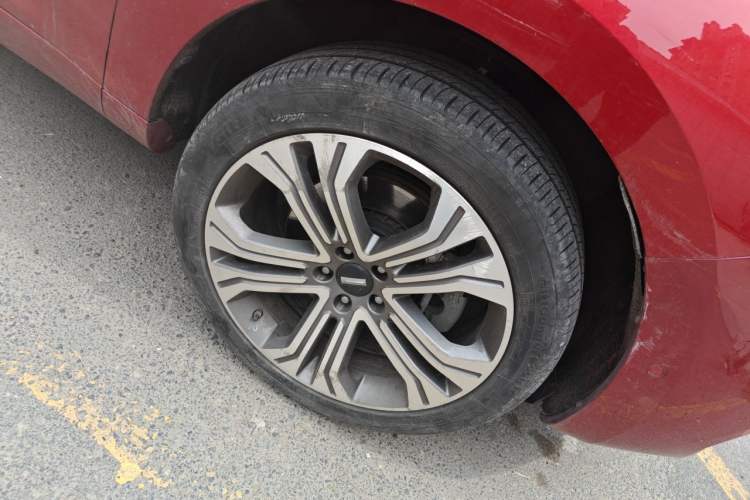 Used Wey VV5 2017 2.0T Flagship Edition Right Front Wheel Hub