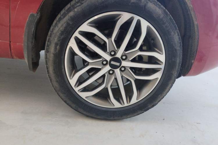 Used Wey VV5 2017 2.0T Ultra-Luxury Version Right Front Wheel Hub