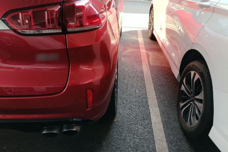 Used Wey VV5 2017 2.0T Ultra-Luxury Version Right Rear Taillight