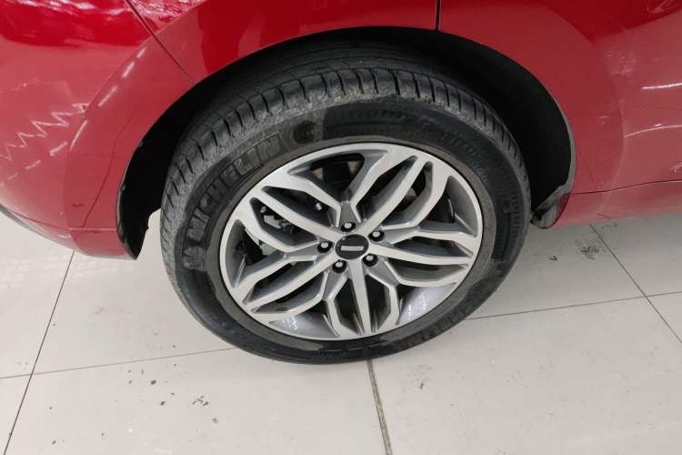 Used Wey VV5 2017 2.0T Ultra-Luxury Version Right Rear Wheel Hub