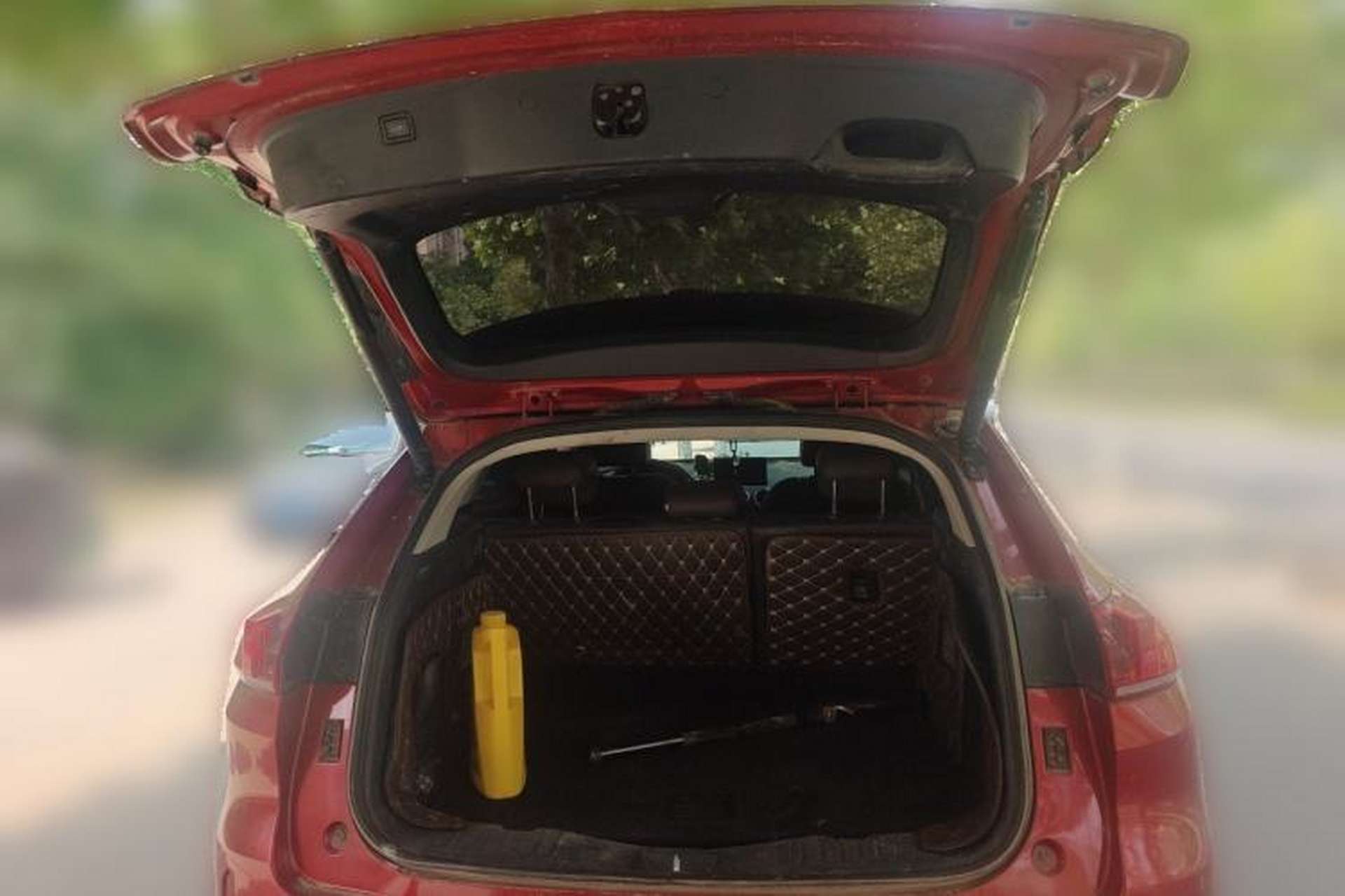 Used Wey VV5 2017 2.0T Ultra-Luxury Version Trunk