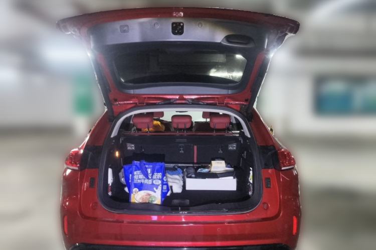 Used Wey VV5 2017 2.0T Ultra-Luxury Version Trunk