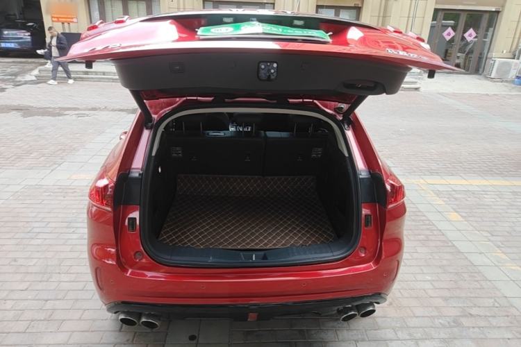 Used Wey VV5 2017 2.0T Ultra-Luxury Version Trunk